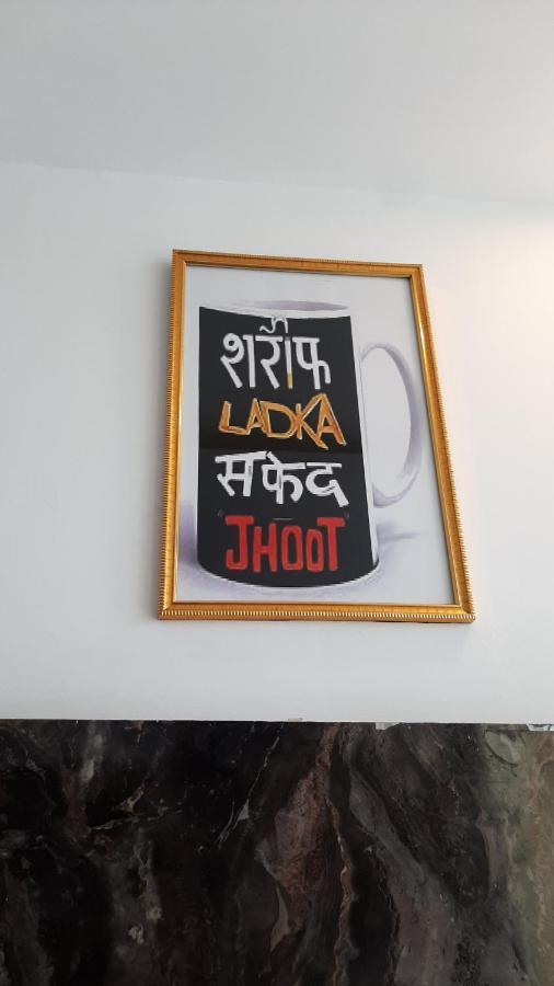 Hotel Hollywood Zirakpur Kültér fotó